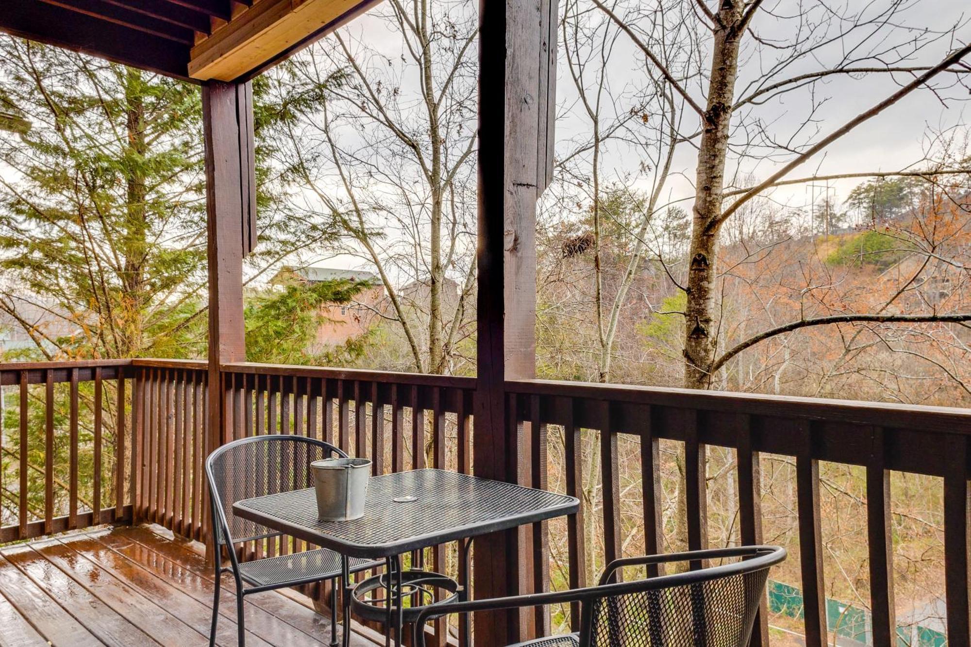 Pigeon Forge Resort Studio Cabin On Dollywood Ln! Buitenkant foto