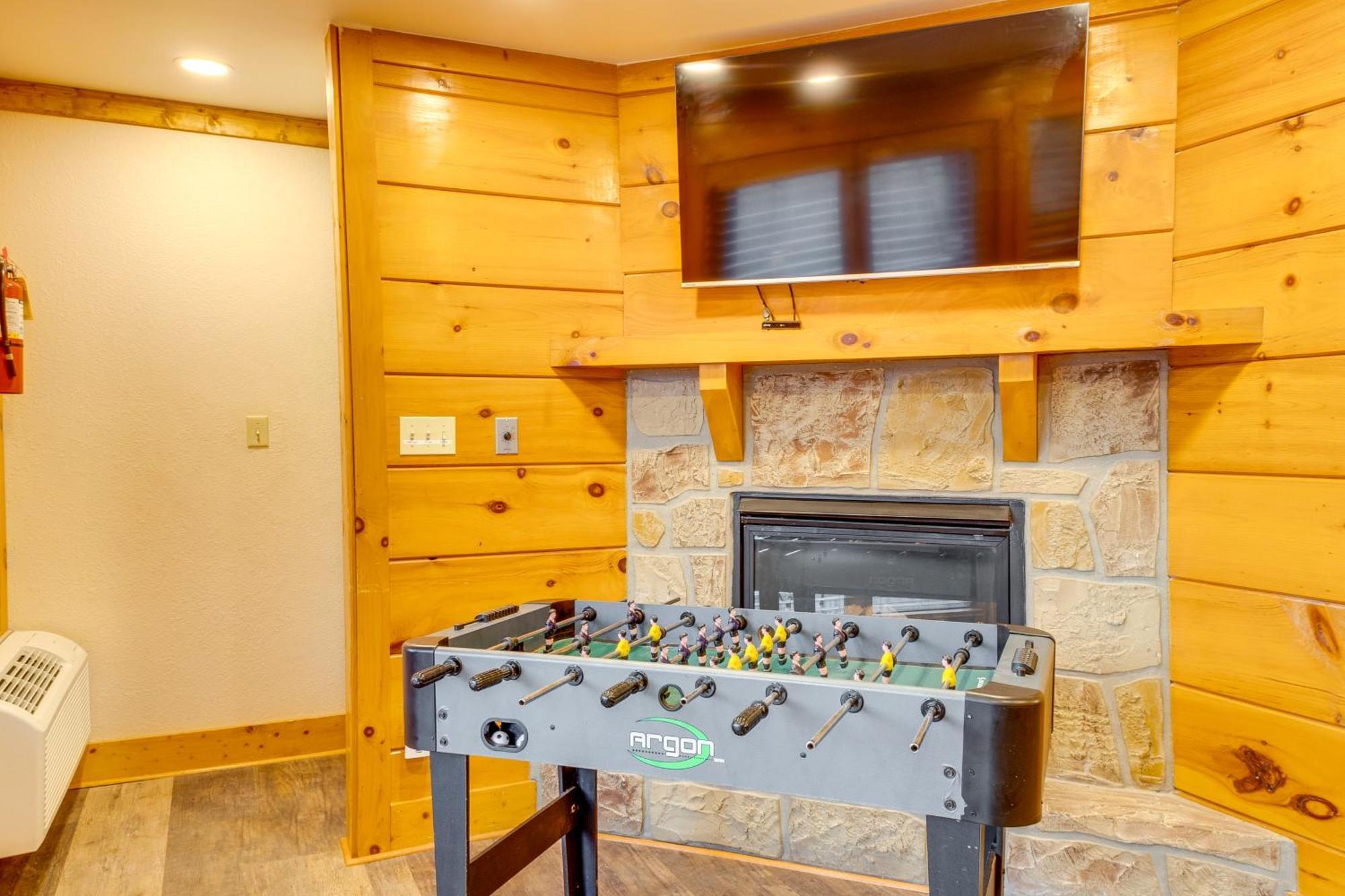 Pigeon Forge Resort Studio Cabin On Dollywood Ln! Buitenkant foto