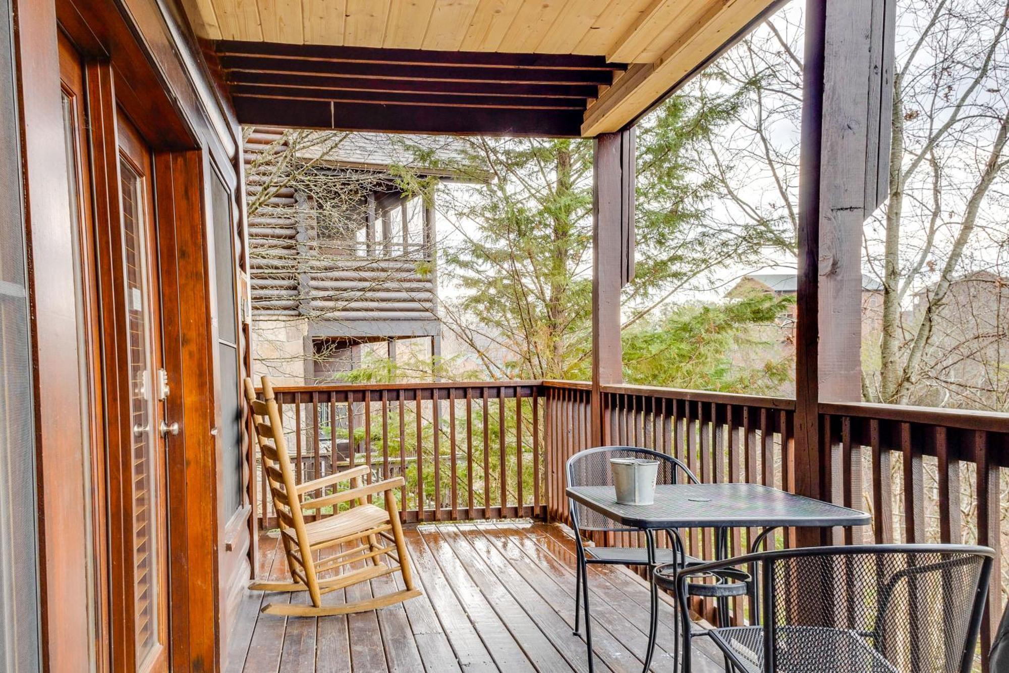Pigeon Forge Resort Studio Cabin On Dollywood Ln! Buitenkant foto
